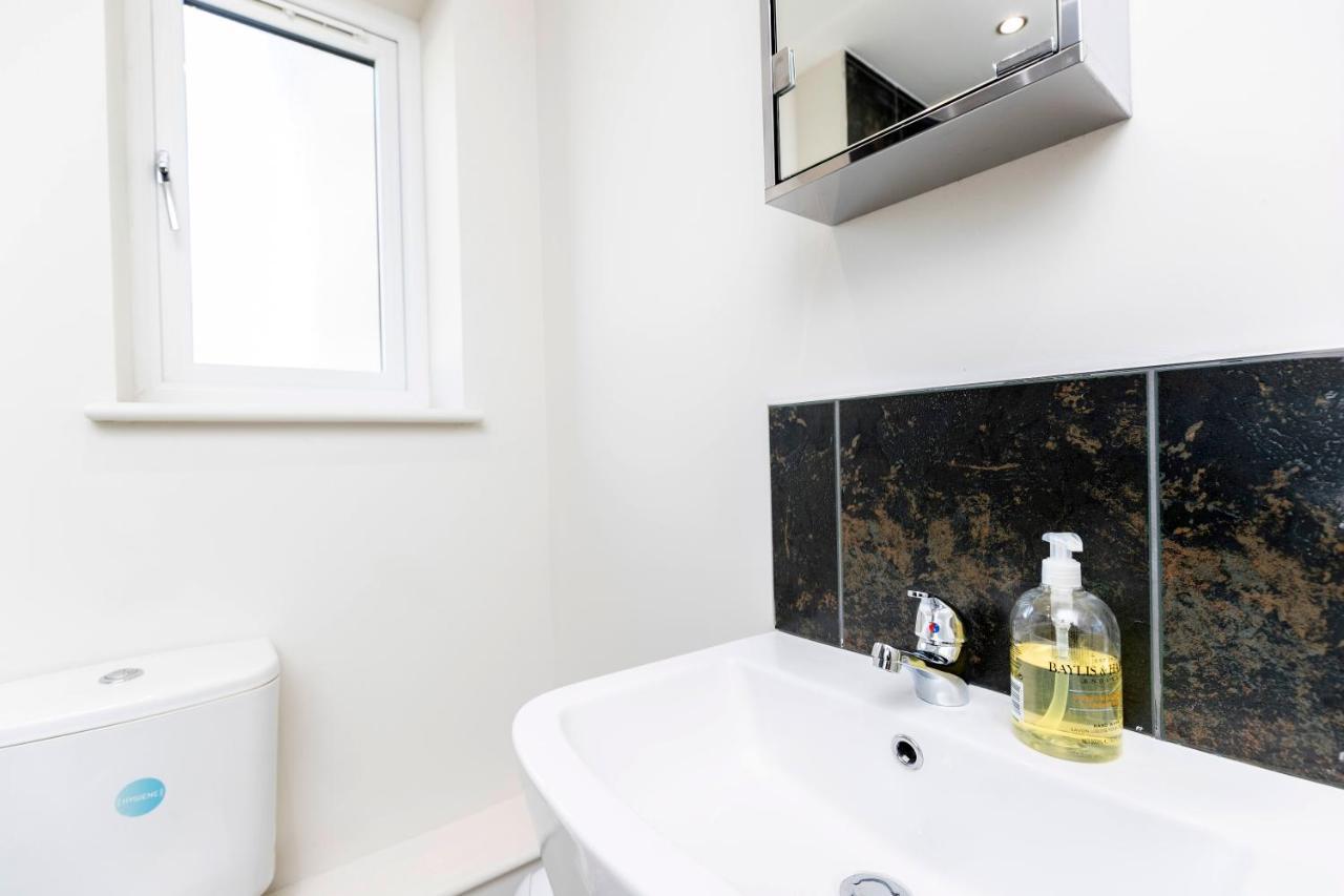 Avery House 1 - One Bedroom With Outdoor Terrace Darlington  Exteriör bild